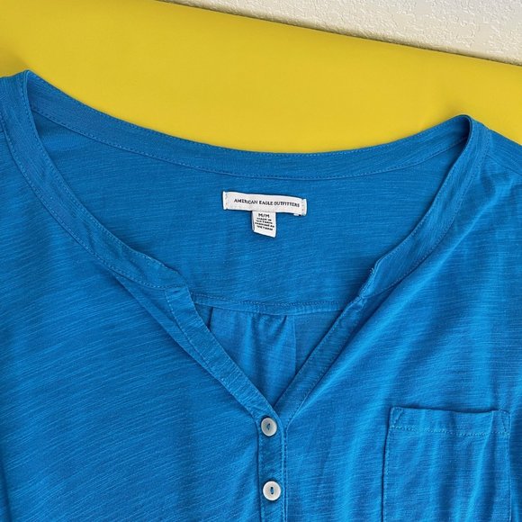 American Eagle Top with Bottom Front Tie and Convertible Sleeves, Light Blue, M - Picture 3 of 12